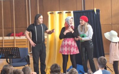 Predstava: Gospođica Hoću